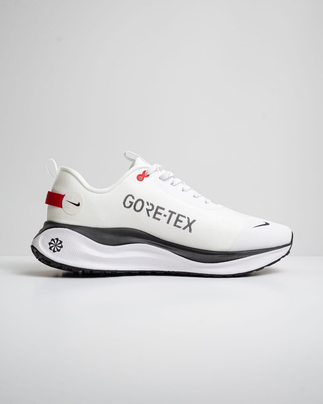 Nike InfinityRN 4 GORETEX waterproof road running shoe